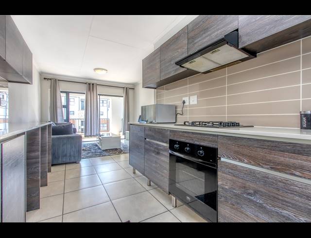 1 BEDROOM APARTMENT FOR SALE IN OLIVEDALE